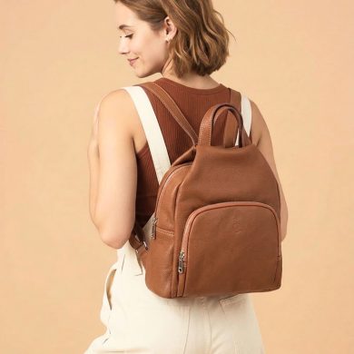 Plecak damski w kolorze pięknego koniaku